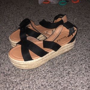 Very cute sandals